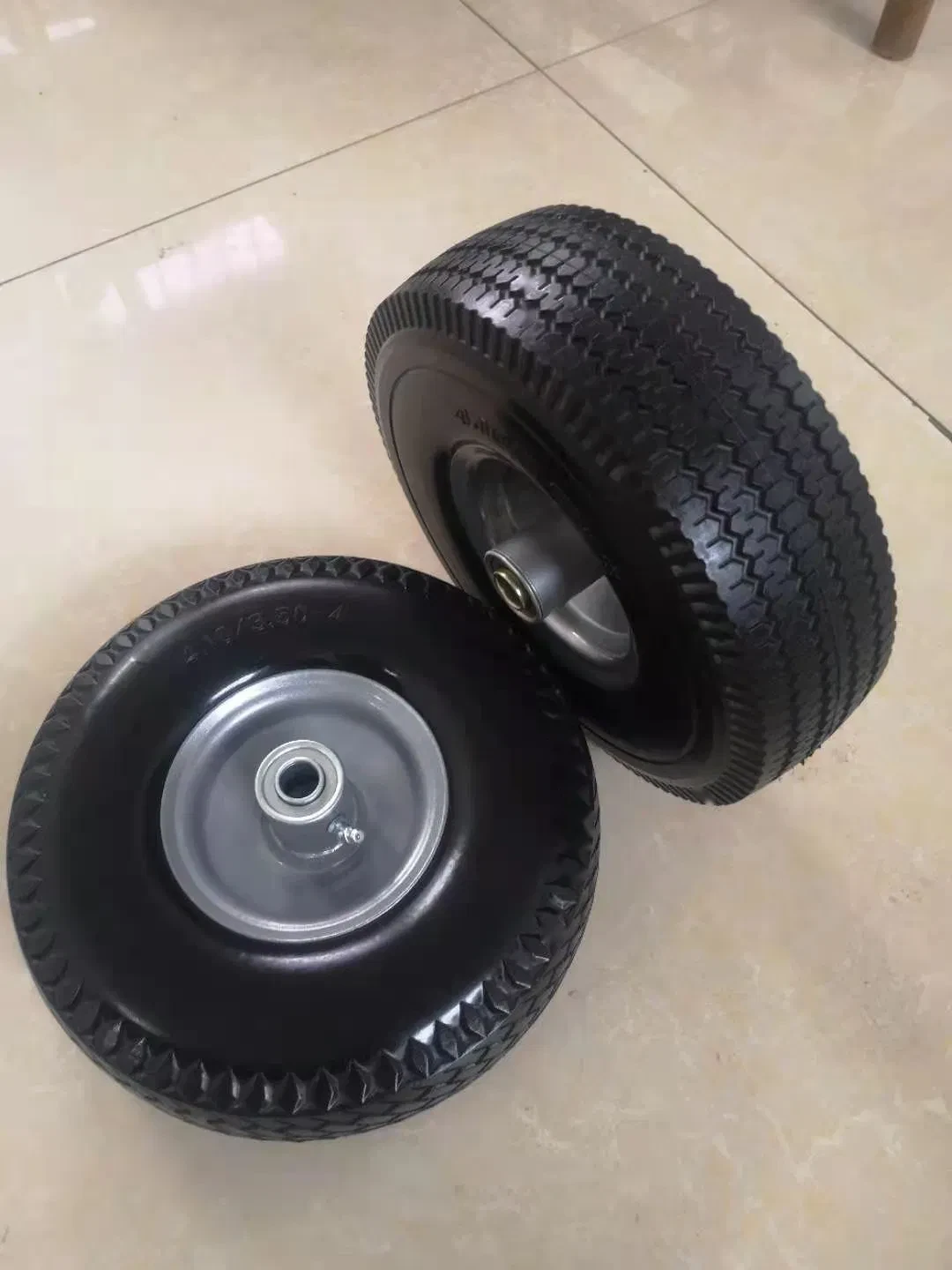 410/350-4 PU Foam Wheel - View 3